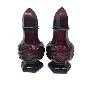 Vintage 80s Red Glass Shakers